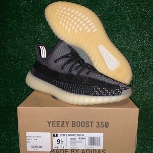 Yeezy Carbon
